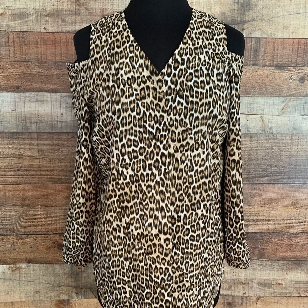 Chico leopard cold shoulder blouse, Chico’s 0